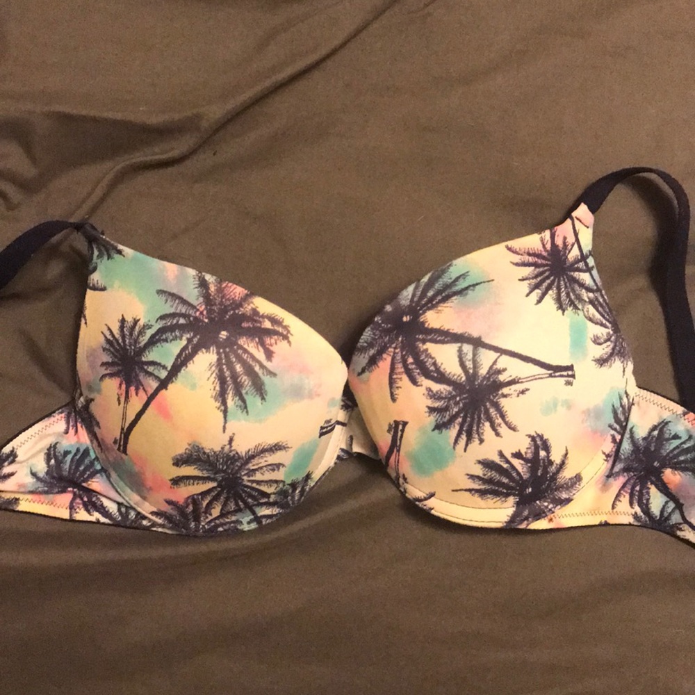 Victoria Secret bra
